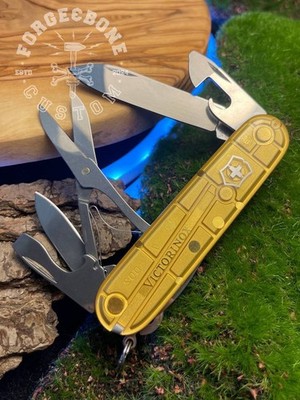 Victorinox Climber Gold Limited Edition 2016 (1.3703.T88)