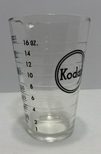 Vintage Kodak Glass Darkroom Beaker Graduate Measuring Cup 16 oz 500 cc Mint