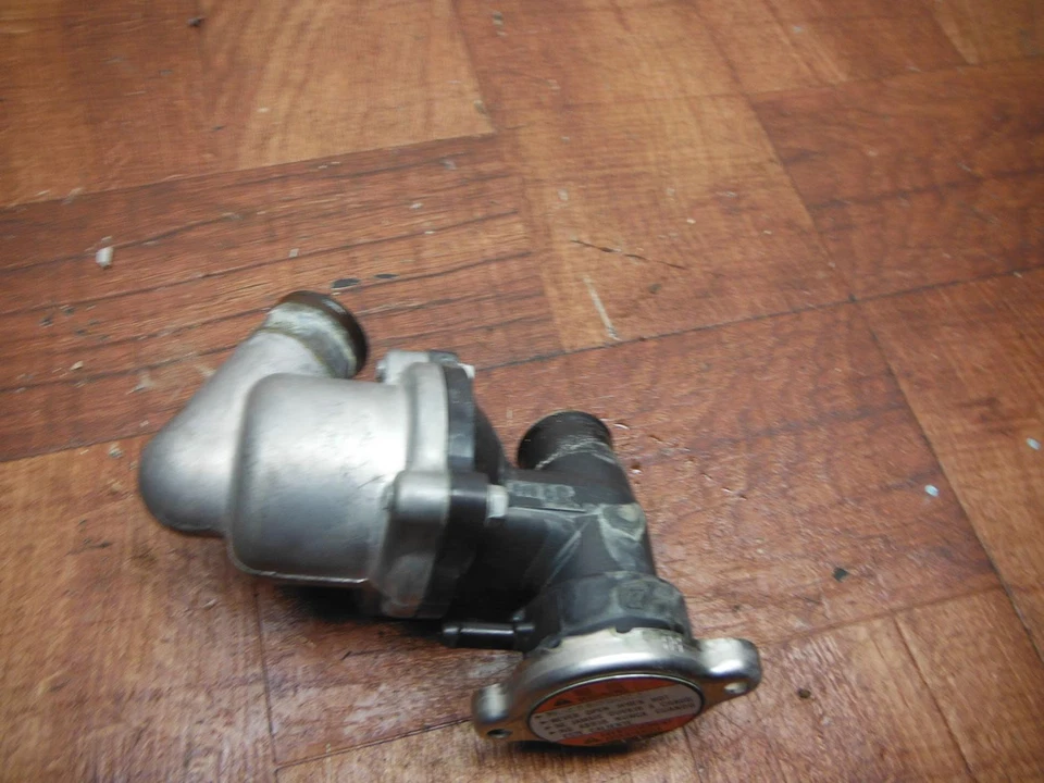 TERMOSTATO YAMAHA FJR 1300a fjr1300ae fjr1300es con montaje de carcasa Foto 3 de 4