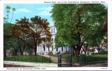 Postcard MS Natchez - Stanton Hall Headquarters of Pilgrimage Garden Club