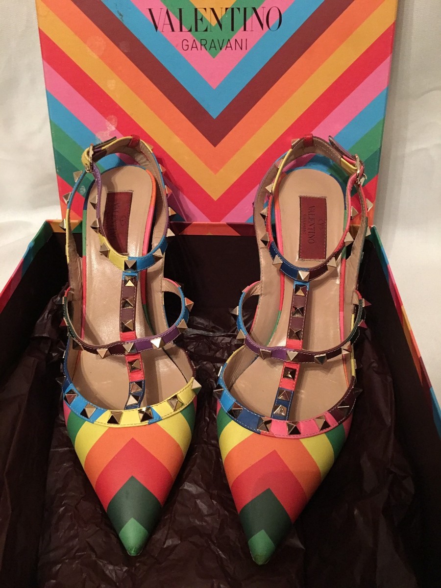 Valentino Garavani 1973 Rainbow Chevron Collection Rockstud Valentino Garavani 1973 Rainbow Chevron Collection Rockstud