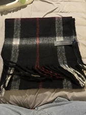 Adrienne Vittadini Plaid Women’s Body Shaw/Scarf Brand New With Tags One Size