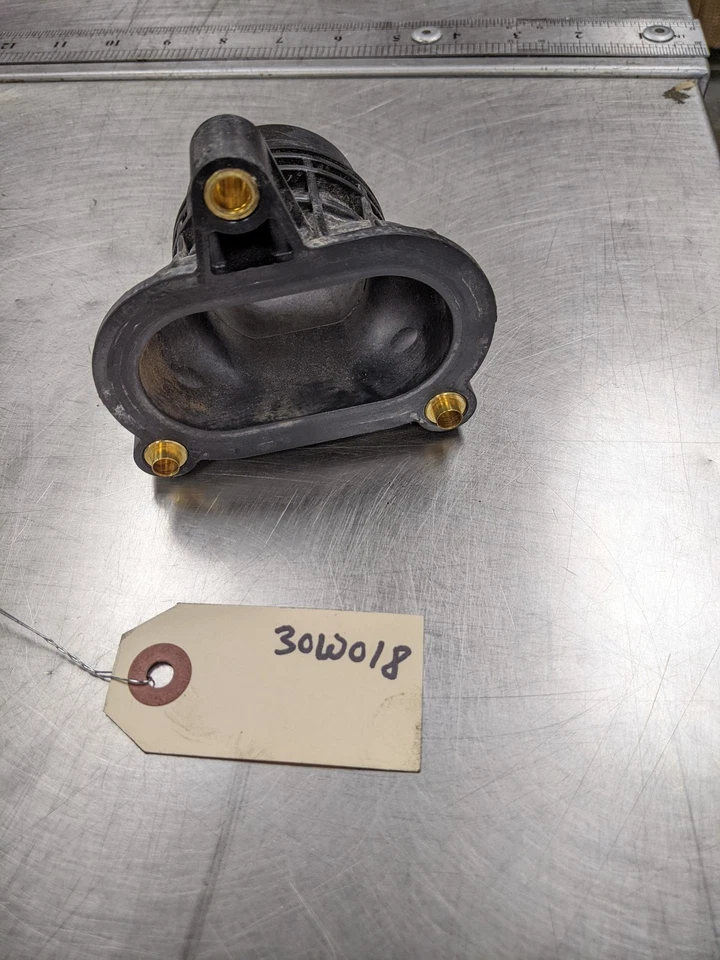 Carcasa de termostato para Ford F-350 Super Duty 17-19 6,7 RH-315 Power Stoke Die Foto 3 de 4