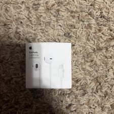 Apple EarPods Lightning Connector In Ear Canal A1748 MWTY3AM/A - 100 FUNCTIONAL