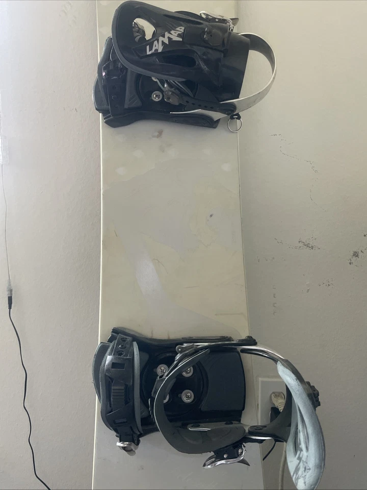 Sapien Snowboard 163 White -lamar Bindings - Image 2 of 4