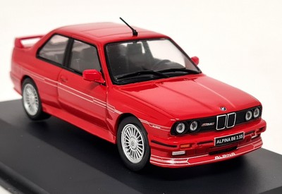 Solido 1/43 - BMW Alpina B6 3.5s Bright Red 1990 Diecast
