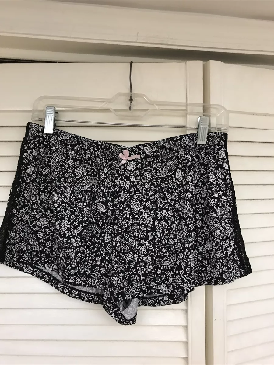 Laura Ashley Medium Sleep Shorts Silky Black White w lace EUC