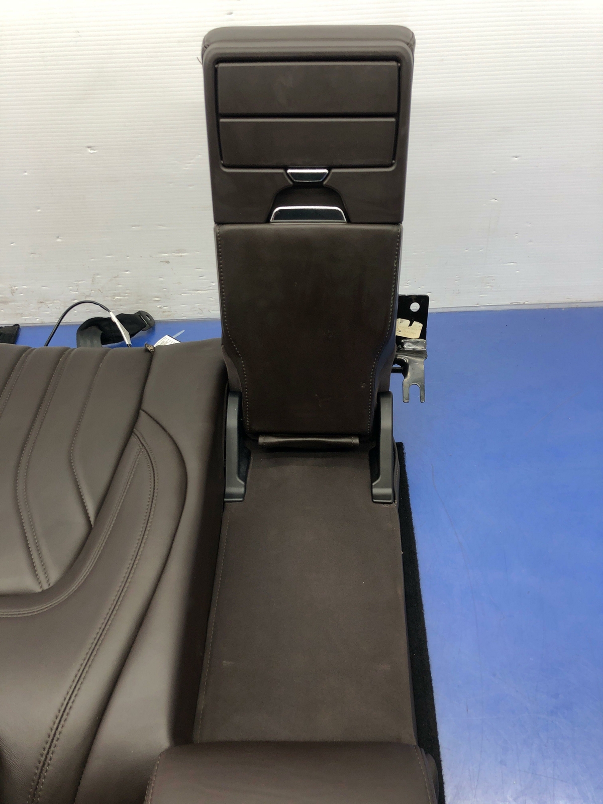 2013-2017 MASERATI QUATTROPORTE M156 REAR LEFT UPPER SEAT W/ HEADREST 60 SPLIT