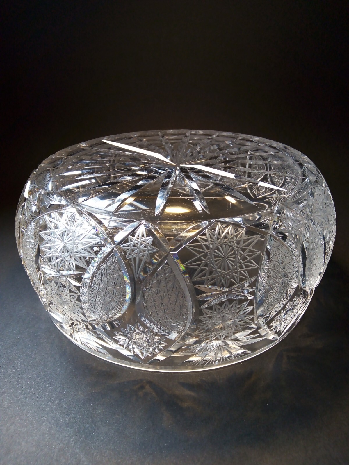 Stunning Bohemian Czech Hobstar Crystal Cut Glass Large Fruit Trifle