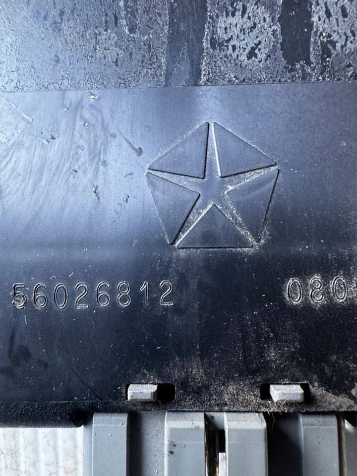 Модуль управления антиблокировочным тормозом 1994-1997 Dodge Ram 1500 2500 3500 56026812 - Изображение 2 из 4