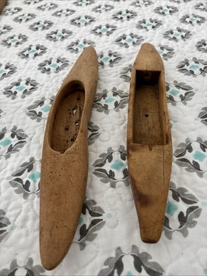 2 Antique Handmade Wood Weaving Shuttle Boats For Loom Primitive 