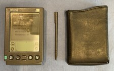 Palm PalmPilot 3Com PDA 160x160 B W LCD Palm OS 1MB w/ Stylus Case