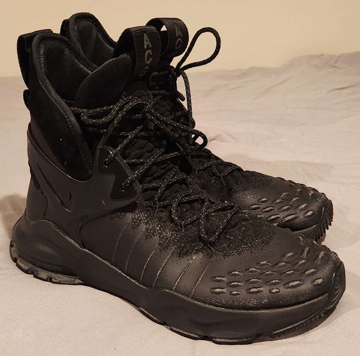 nike tallac flyknit acg