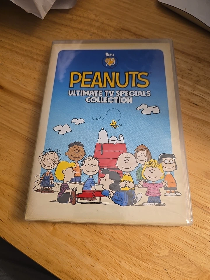 Peanuts: 75th Anniversary Ultimate TV Specials Collection With Slipcover Sealed Foto 3 de 4