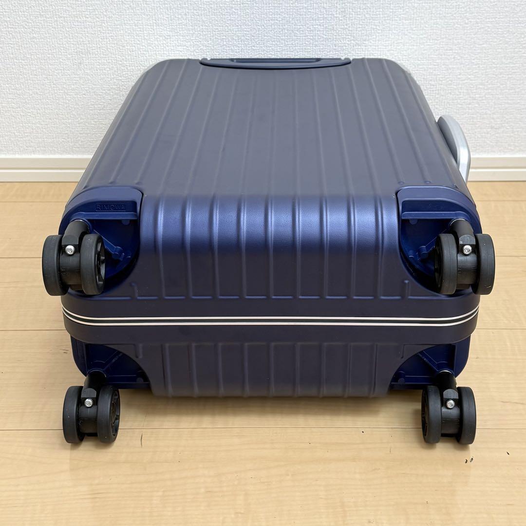 Authentic Rimowa Hybrid Cabin 32L Matte Blue Suitcase 55cm Authentic Rimowa Hybrid Cabin 32L Matte Blue Suitcase 55cm