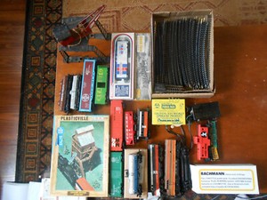 1950s-70s Marx Bachmann Atlas AHM Train Engines Cars Crane Power Packs Tracks NR