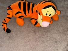 Vintage Disney Fisher-Price 24  LOUNGING TIGGER Plush Large 2001 Toys  R Us
