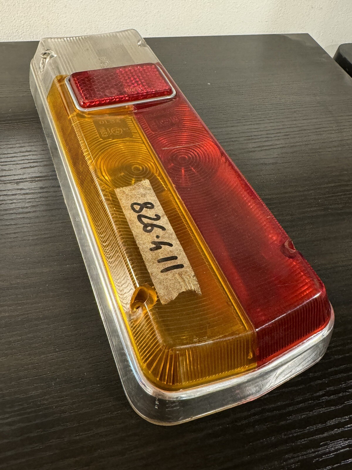 1967-1973 MASERATI GHIBLI TAIL LIGHT LENS AND FENDER LIGHTS