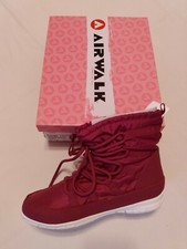 NIB Airwalk Girl's Berry Ankle Boots Fabric Lace Up Tie Cozy Lined Size 4