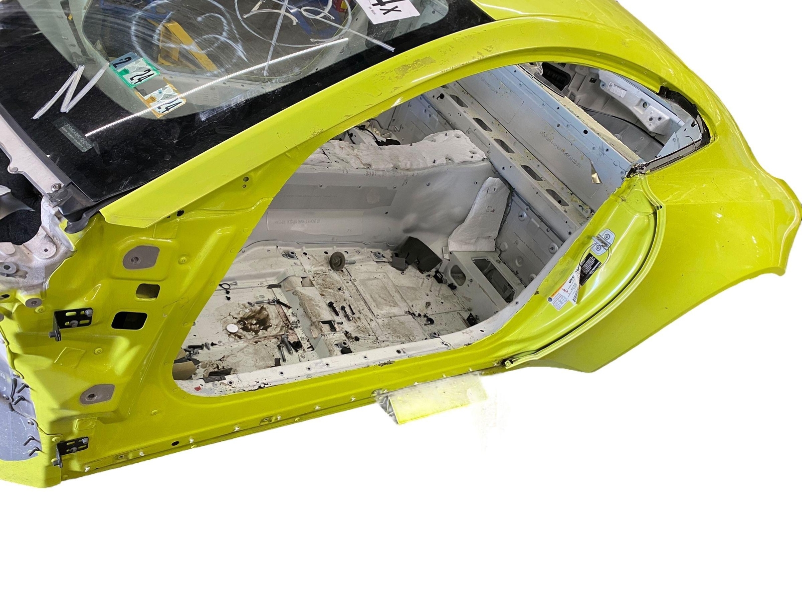 2019-2023 ASTON MARTIN VANTAGE COUPE LEFT QUARTER PANEL SKIN LIME ESSENCE *CUT*