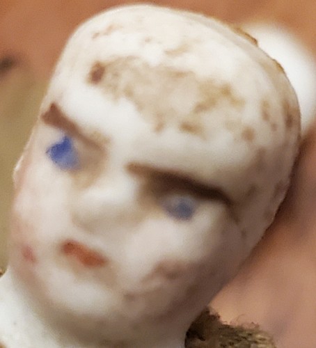 3 bambole antiche in miniatura bisque: 1 signora e 2 bambini 2” braccia posabili numerate - Foto 12 di 24