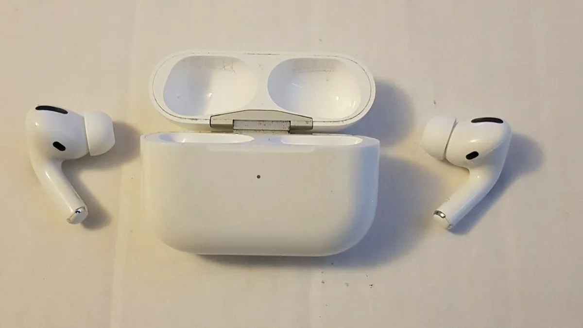 Apple AirPods Pro Replacement Left / Right / Charging Cases A2190 A2084  A2083