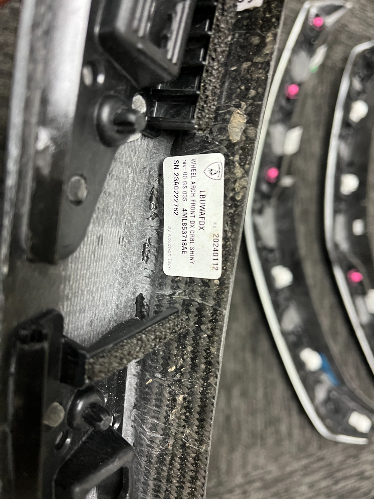 OEM Lamborghini Urus Performante Exposed Carbon Fender Wheel Arch set