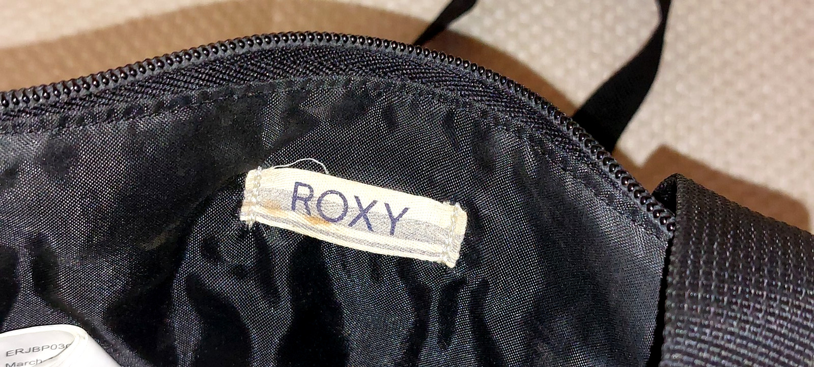 ROXY Multicoloured Abstract Pattern Small Cross B… - image 4