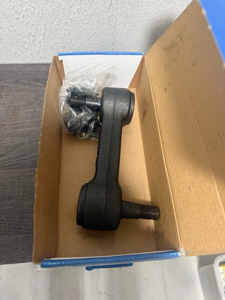 Brazo loca delantero K6096T Moog para Chevy Suburban Express Van SaVana Blazer C20 C30 Foto 3 de 3