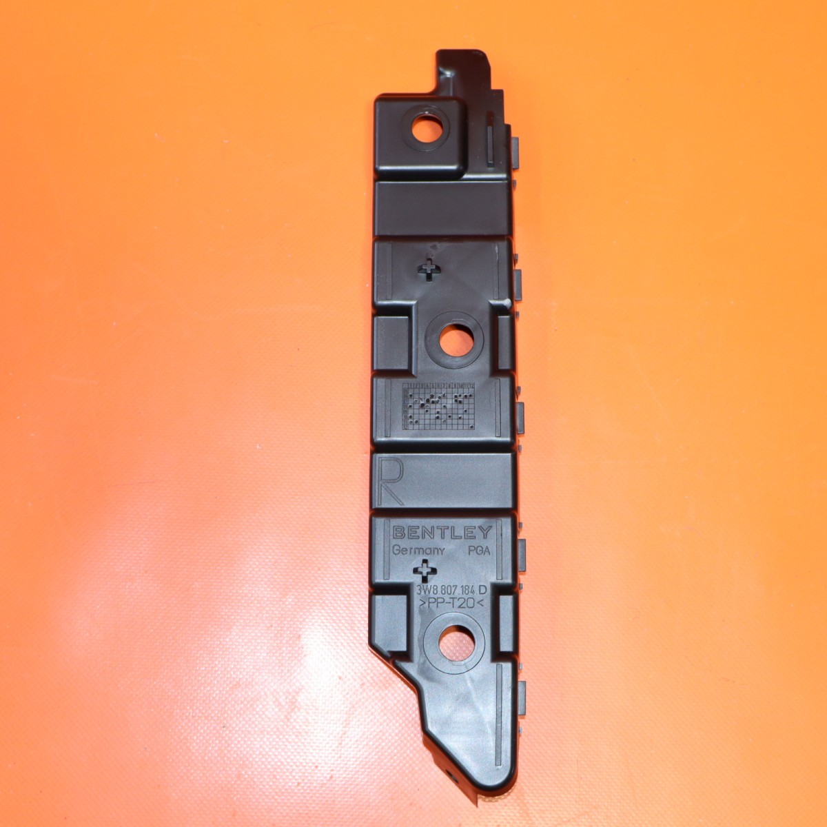 Bentley Continental GT 2004-2008 FRONT+RIGHT Bumper bracket P/N 3W8807184D