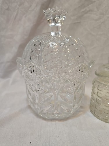 Fifth Avenue American Crystal Clear Glass Sugar Barrel with Lid Candy Dish Bowl - Picture 2 of 7