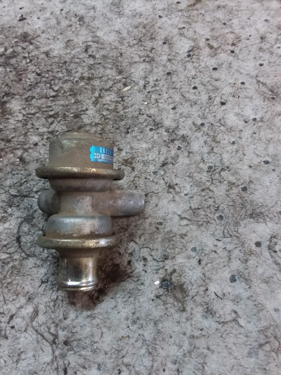 88-96 ZX6 1988 88 Kawasaki zx600c air valve EMISSIONS OEM | eBay