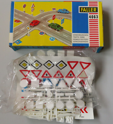 Faller AMS 4063 ~~ Traffic Sign Set in Original Box, 1960's Toy #MFB75