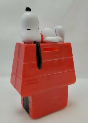 Vintage Peanut's Plastic Snoopy Bank | eBay
