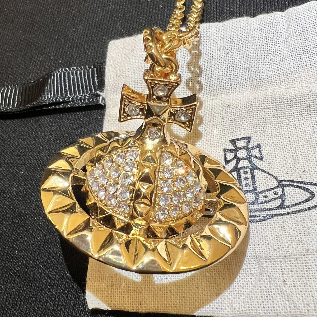 Vivienne Westwood Mayfair Orb Necklace Pendant gradient Crystal