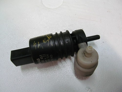 Wischwasserpumpe Pumpe VW Up 2014 1K6955651