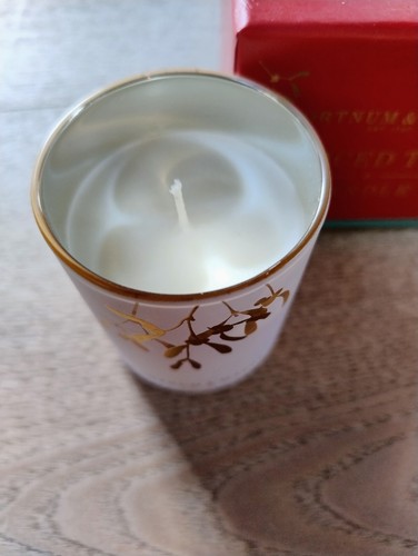 Fortnum & Mason Christmas Spiced Tea Candle 75g. - Picture 7 of 7