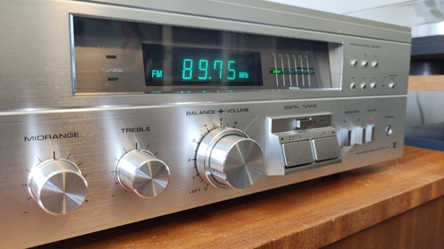 Realistic STA-2250 Stereo Receiver Vintage 1983 50W FM/AM Phono *See Video* - Picture 9 of 23
