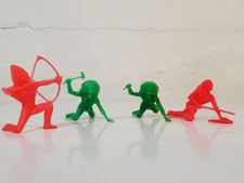Vintage Toy American Indians Plastic Figures - 4 pc