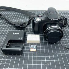 Canon PowerShot SX40 HS 12.1MP Digital 35x Zoom Full HD With Charger & Battery