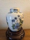 Japanese Hand Painted Porcelain GREEN LOVING BIRDS Ginger Jar & LID — photo 10