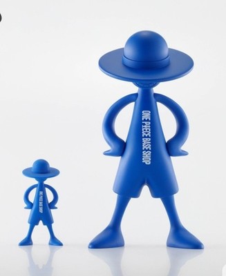 ONE PIECE BASE SHOP 限定フィギュア　ルフィズ1/8、1/20 LUFFY's ONE PIECE BASE SHOP LIMITED 1/8 and 1/20 -LOGOTYPE-Set of