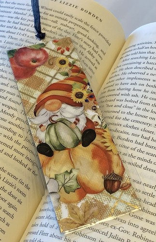 Handmade Fall Autumn Themed Laminated Bookmark GNOME ACORN PUMPKIN LEAVES GOURDS - 第 1/5 張圖片