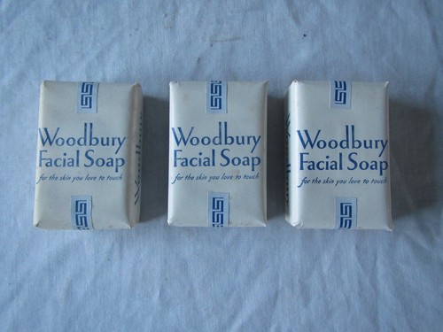 lot of 3  vintage 1950's Woodbury Facial  soap bars with store label NOS