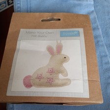 Trimits Felt Kit Sewing Hanging Decoration Perfect for Children / Felt Bunny