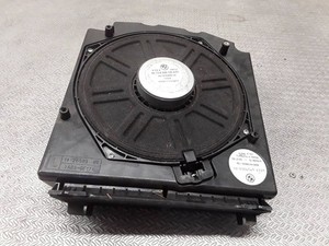 BMW 5 E60 E61 2005 Links Subwoofer 6929100 DEV548367