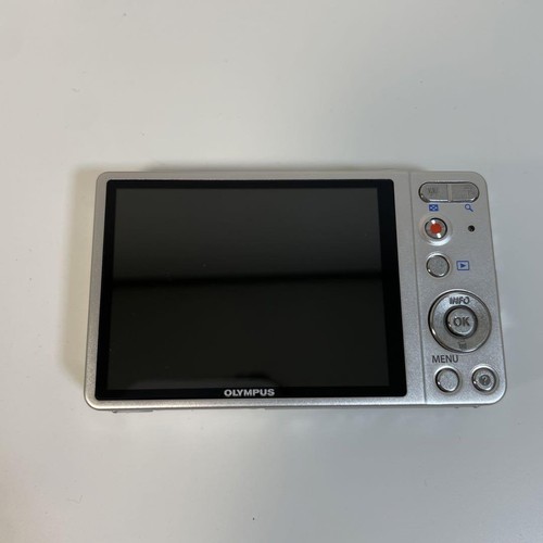Olympus VG 140 Digital Camera Compact 14MP Silver Tested with Accessories - Picture 3 of 9