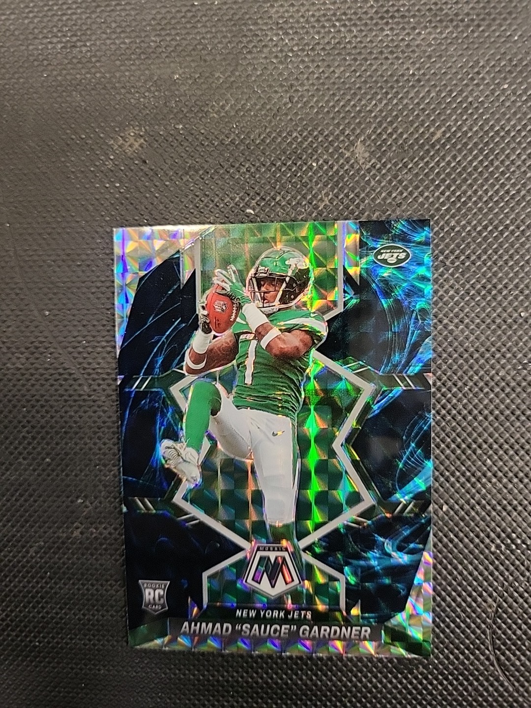 2022 Panini Mosaic - Rookies Ahmad Gardner #335 Genesis Mosaic Prizm (RC)