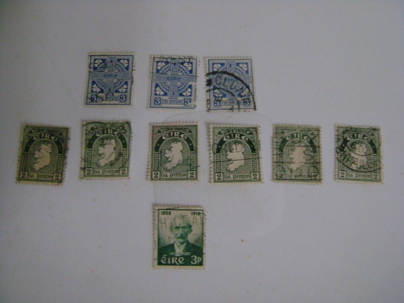 IRELAND VTG (10)  EIRE  1922-1923 POSTAGE STAMPS (7) & CELTIC CROSS BLUE (3)