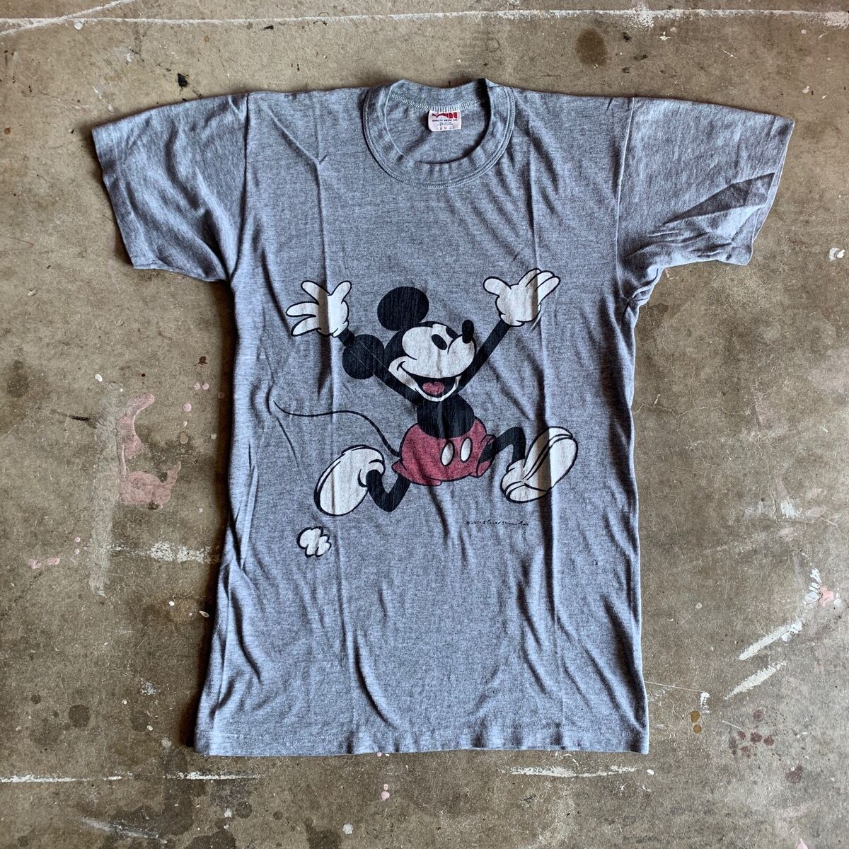 1970s VINTAGE MICKEY MOUSE DISNEY T-SHIRT MEN SZ S 1970s VINTAGE MICKEY MOUSE DISNEY T-SHIRT MEN SZ S